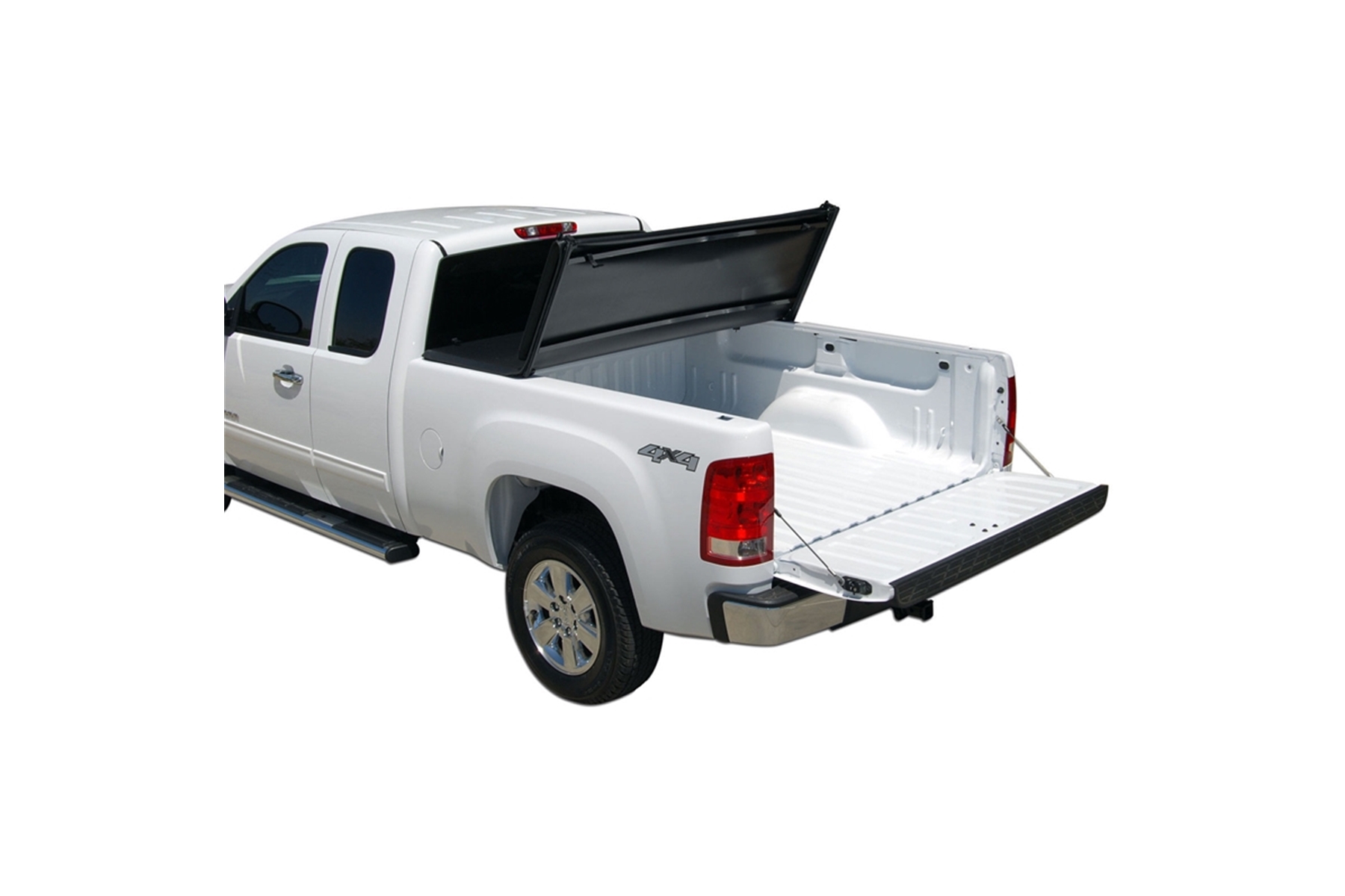 2018 Nissan Frontier Tonno Pro Soft Tri Fold Tonneau Covers