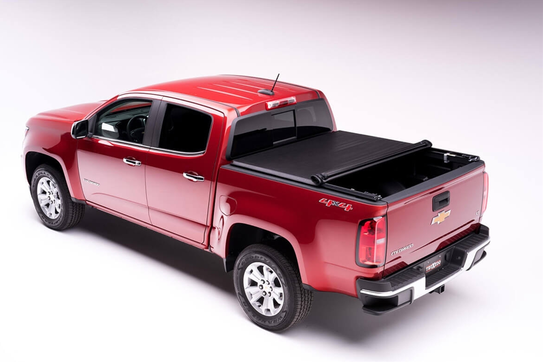 2016 Chevrolet Silverado 1500 Truxedo Truxport Roll Up Tonneau Covers