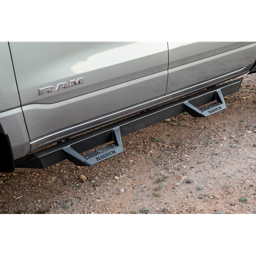 Magnum RT Drop Steps | Magnum Truck Gear